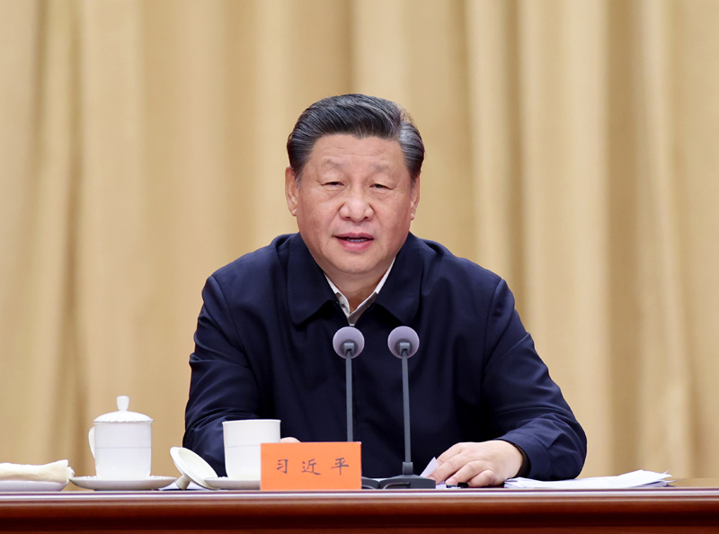 　　1月11日，省部級(jí)主要領(lǐng)導(dǎo)干部學(xué)習(xí)貫徹黨的十九屆六中全會(huì)精神專題研討班在中央黨校（國(guó)家行政學(xué)院）開(kāi)班。中共中央總書(shū)記、國(guó)家主席、中央軍委主席習(xí)近平在開(kāi)班式上發(fā)表重要講話。新華社記者 王曄 攝
